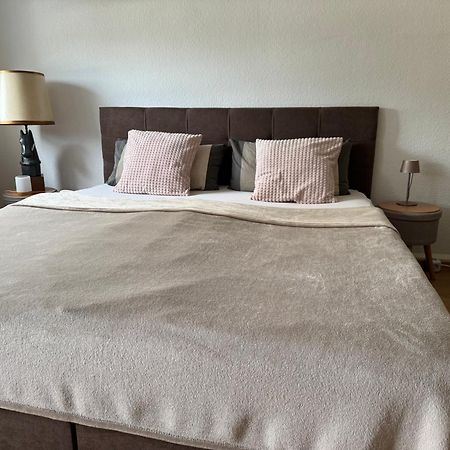 Schöne Ferienwohnung mit kostenlosem Parkplatz Cottbus Exterior foto