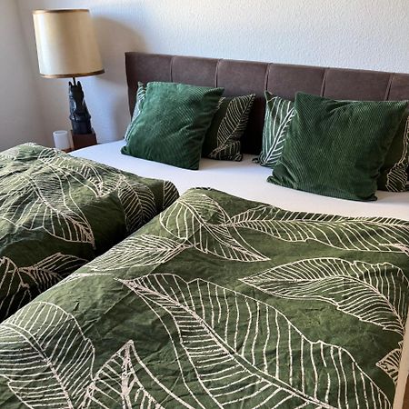 Schöne Ferienwohnung mit kostenlosem Parkplatz Cottbus Exterior foto