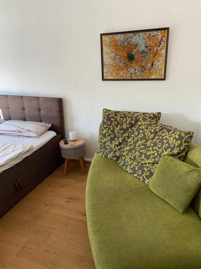 Schöne Ferienwohnung mit kostenlosem Parkplatz Cottbus Exterior foto