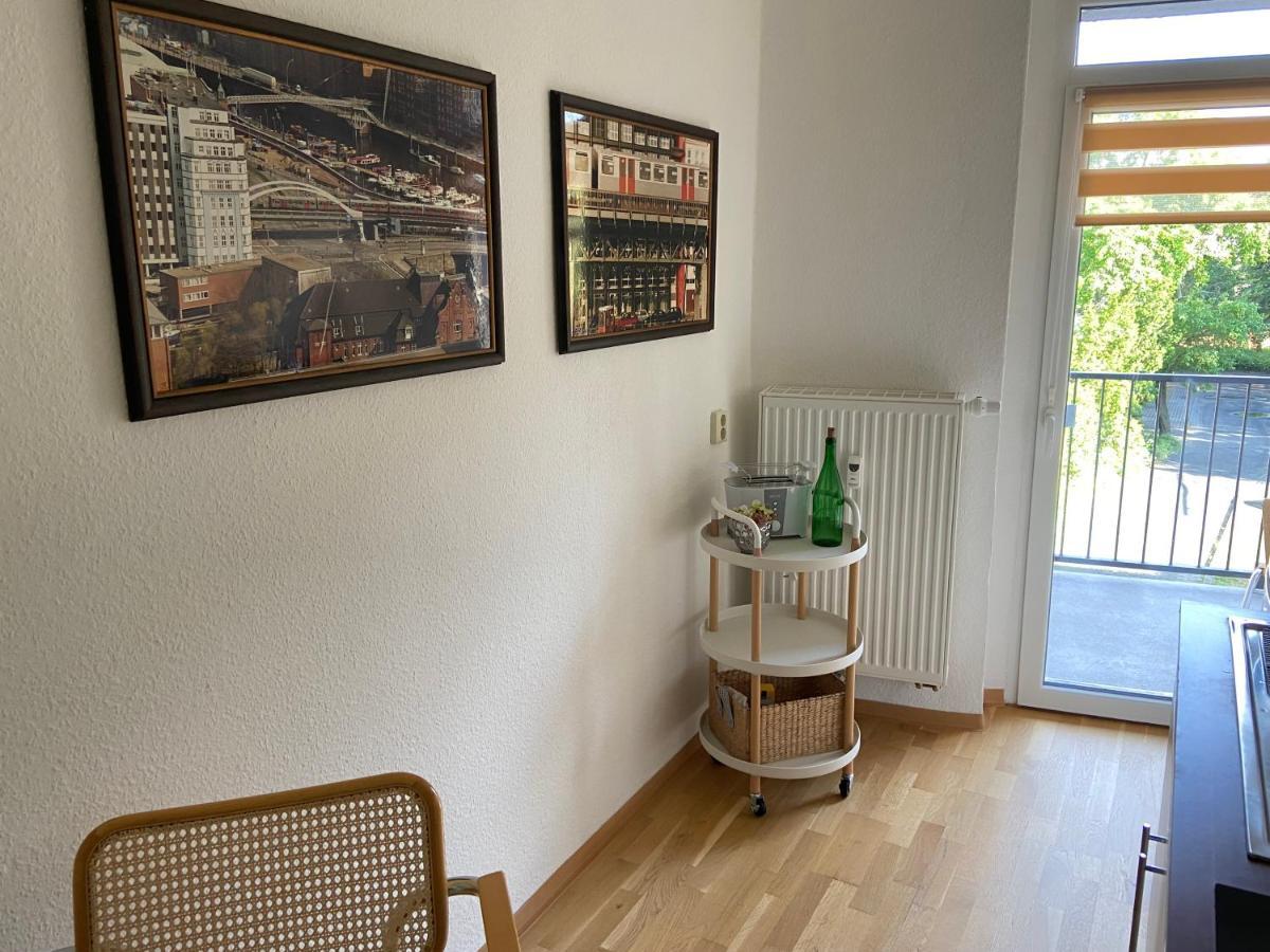 Schöne Ferienwohnung mit kostenlosem Parkplatz Cottbus Exterior foto