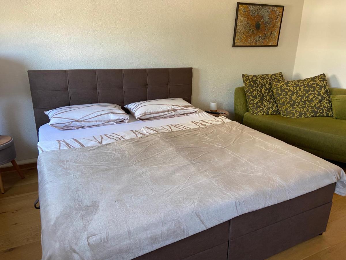 Schöne Ferienwohnung mit kostenlosem Parkplatz Cottbus Exterior foto