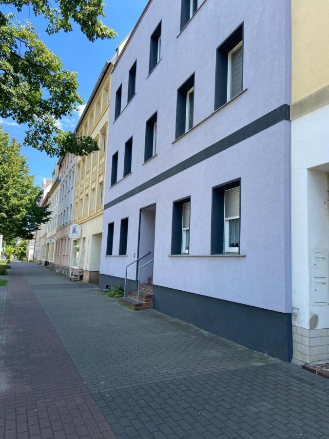 Schöne Ferienwohnung mit kostenlosem Parkplatz Cottbus Exterior foto